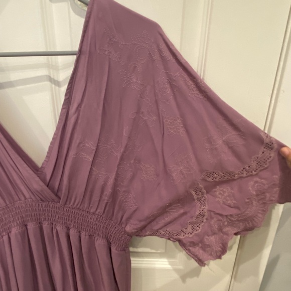 Maxi dress with beautiful lace detail - Picture 4 of 4